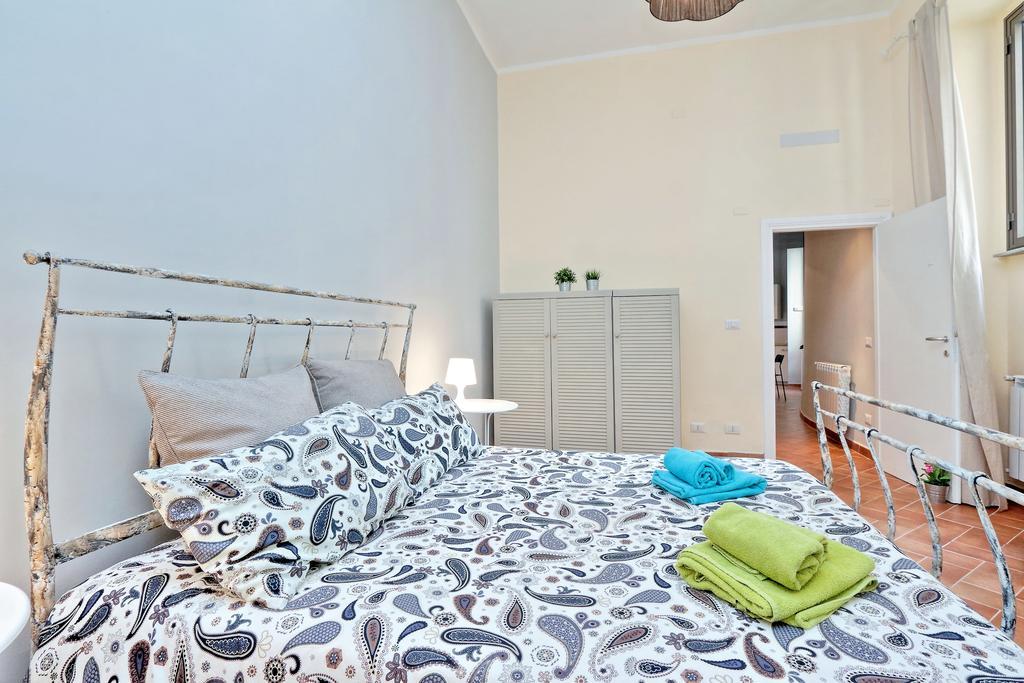 Le 2 Basiliche - Esquilino Retreat Apartment โรม ภายนอก รูปภาพ